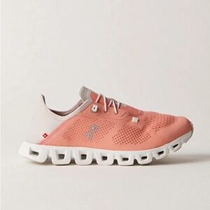 ON Cloud 5
Coast Sneakers Free People